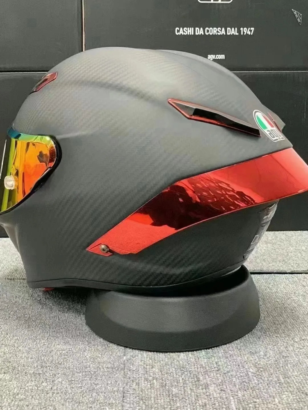 Carbon Fiber Wholesale  Full Face Bike Motorcycle Helmets Season for Motorcycle Racing Driving Helmet